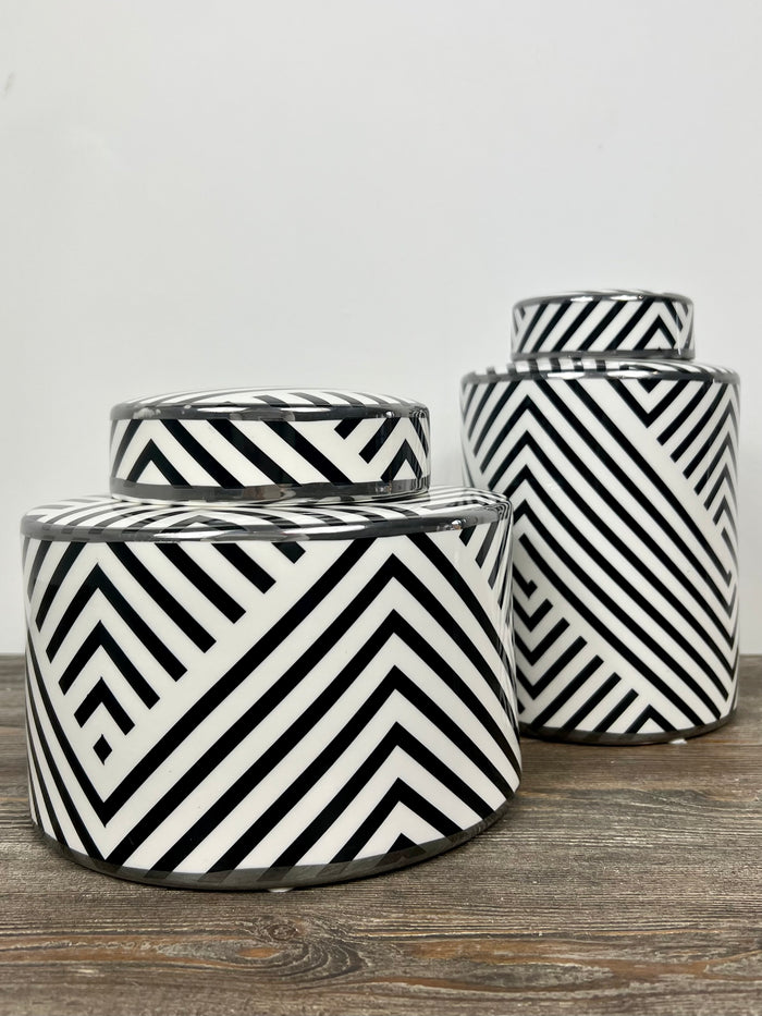 Chisa Jar - 2 Sizes